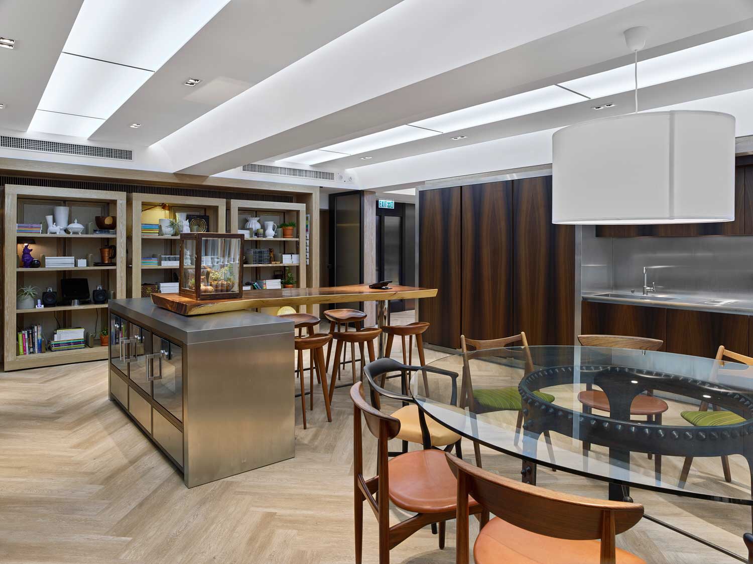 上海辦公室裝修木質(zhì)桌椅設(shè)計-第2張圖片-上海古都建筑設(shè)計集團(tuán) 上海辦公室裝修木質(zhì)桌椅設(shè)計-第2張圖片-上海古都建筑設(shè)計集團(tuán)