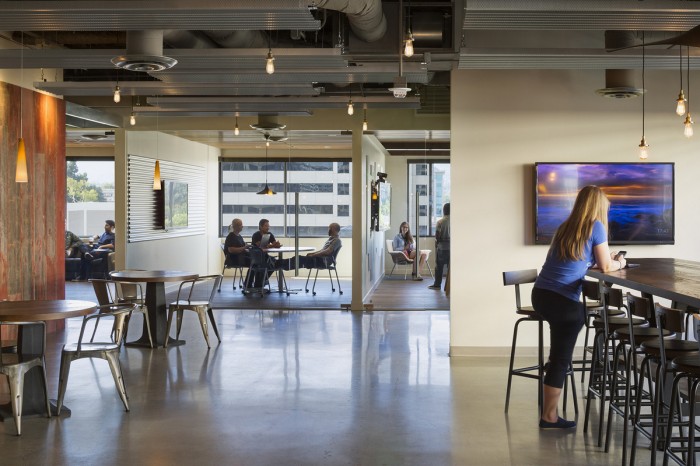 徐匯區(qū)輕松氛圍辦公室裝修設(shè)計(jì)-第5張圖片-上海古都建筑設(shè)計(jì)集團(tuán)