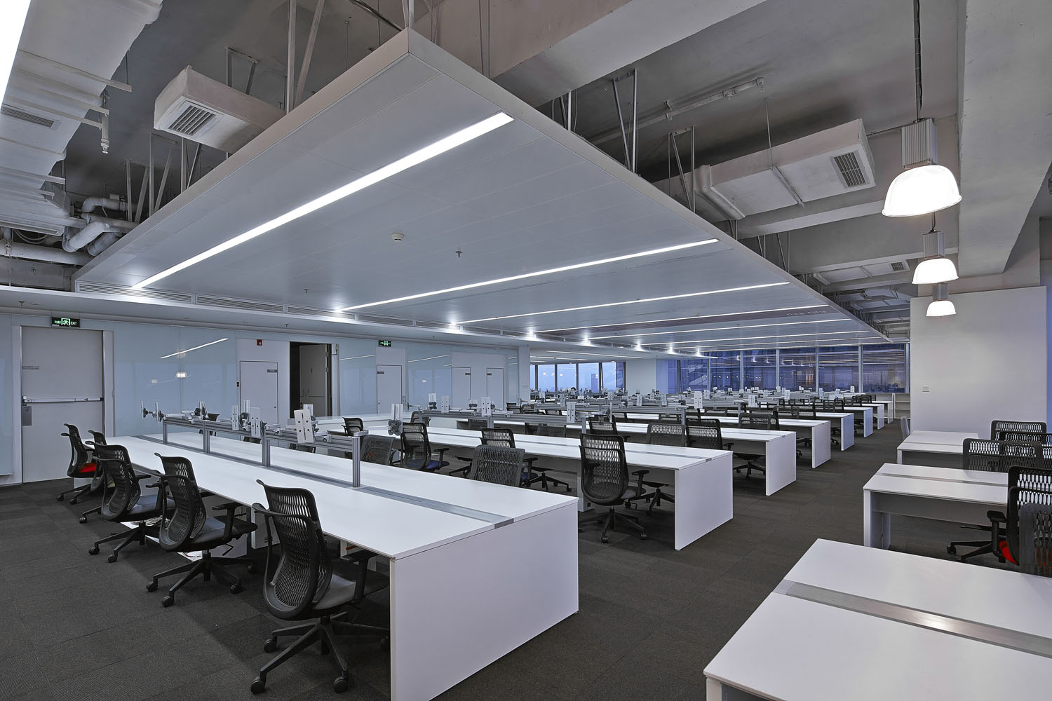 上海辦公室裝修時(shí)代科技裝修設(shè)計(jì)-第3張圖片-上海古都建筑設(shè)計(jì)集團(tuán) 上海辦公室裝修時(shí)代科技裝修設(shè)計(jì)-第3張圖片-上海古都建筑設(shè)計(jì)集團(tuán)