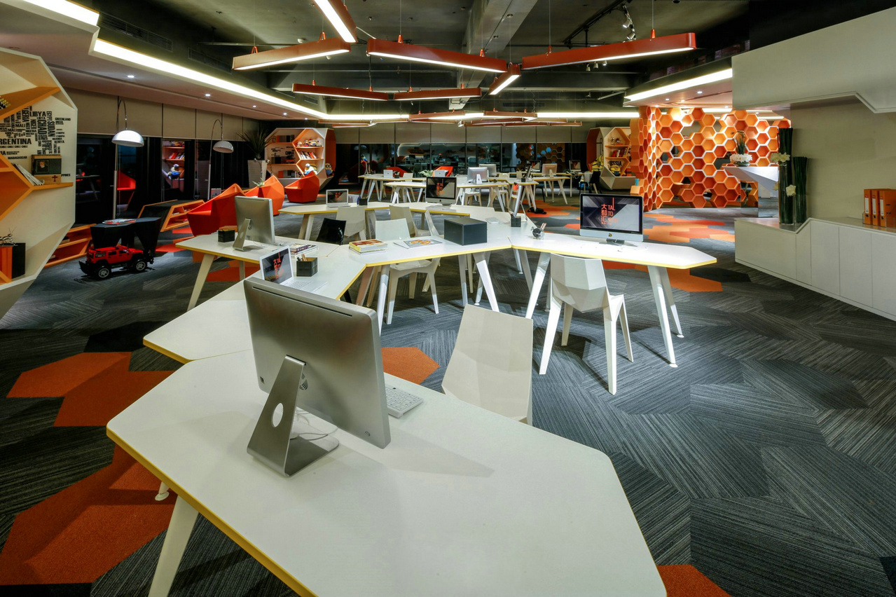 普陀區(qū)120平廣告公司辦公室裝修設(shè)計-第4張圖片-上海古都建筑設(shè)計集團(tuán) 普陀區(qū)120平廣告公司辦公室裝修設(shè)計-第4張圖片-上海古都建筑設(shè)計集團(tuán)