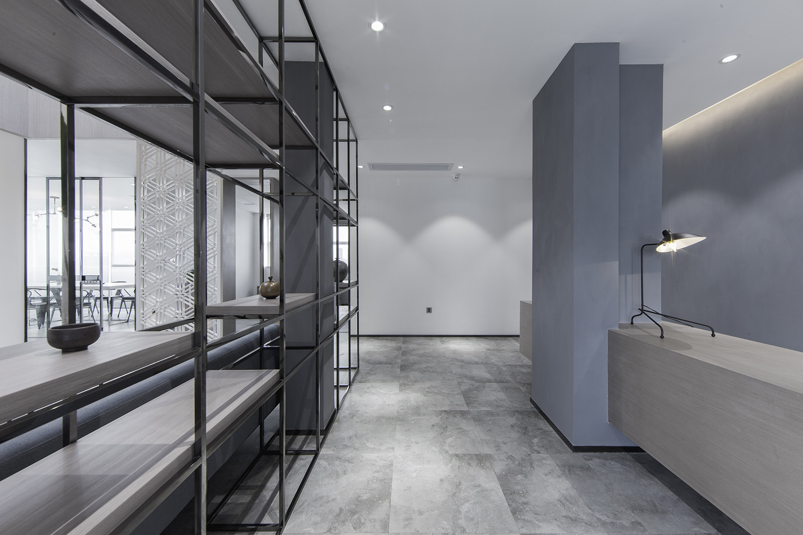 黃浦區(qū)200平架空機(jī)構(gòu)辦公室裝修-第2張圖片-上海古都建筑設(shè)計(jì)集團(tuán) 黃浦區(qū)200平架空機(jī)構(gòu)辦公室裝修-第2張圖片-上海古都建筑設(shè)計(jì)集團(tuán)