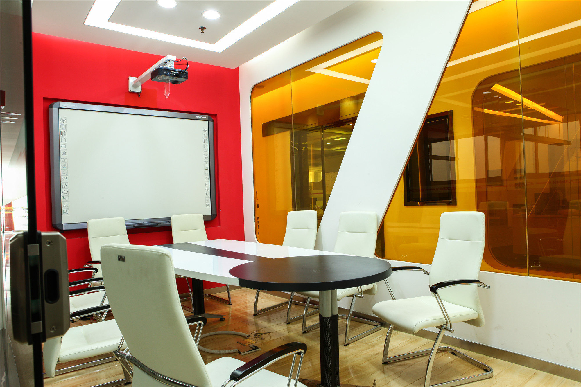 時(shí)尚大氣辦公室裝修設(shè)計(jì)-第1張圖片-上海古都建筑設(shè)計(jì)集團(tuán) 時(shí)尚大氣辦公室裝修設(shè)計(jì)-第1張圖片-上海古都建筑設(shè)計(jì)集團(tuán)