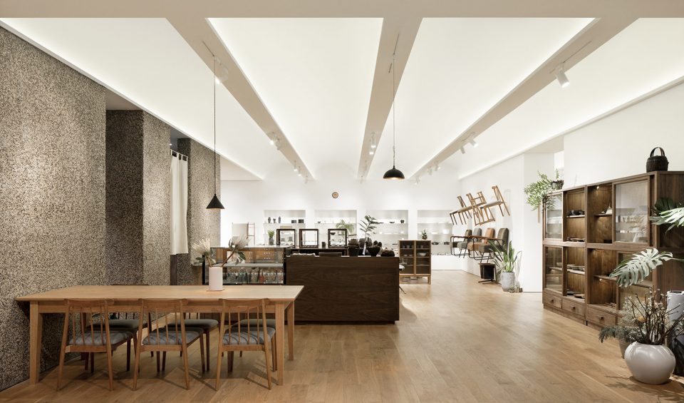 原木簡(jiǎn)約家具店裝修設(shè)計(jì)-第2張圖片-上海古都建筑設(shè)計(jì)集團(tuán) 原木簡(jiǎn)約家具店裝修設(shè)計(jì)-第2張圖片-上海古都建筑設(shè)計(jì)集團(tuán)