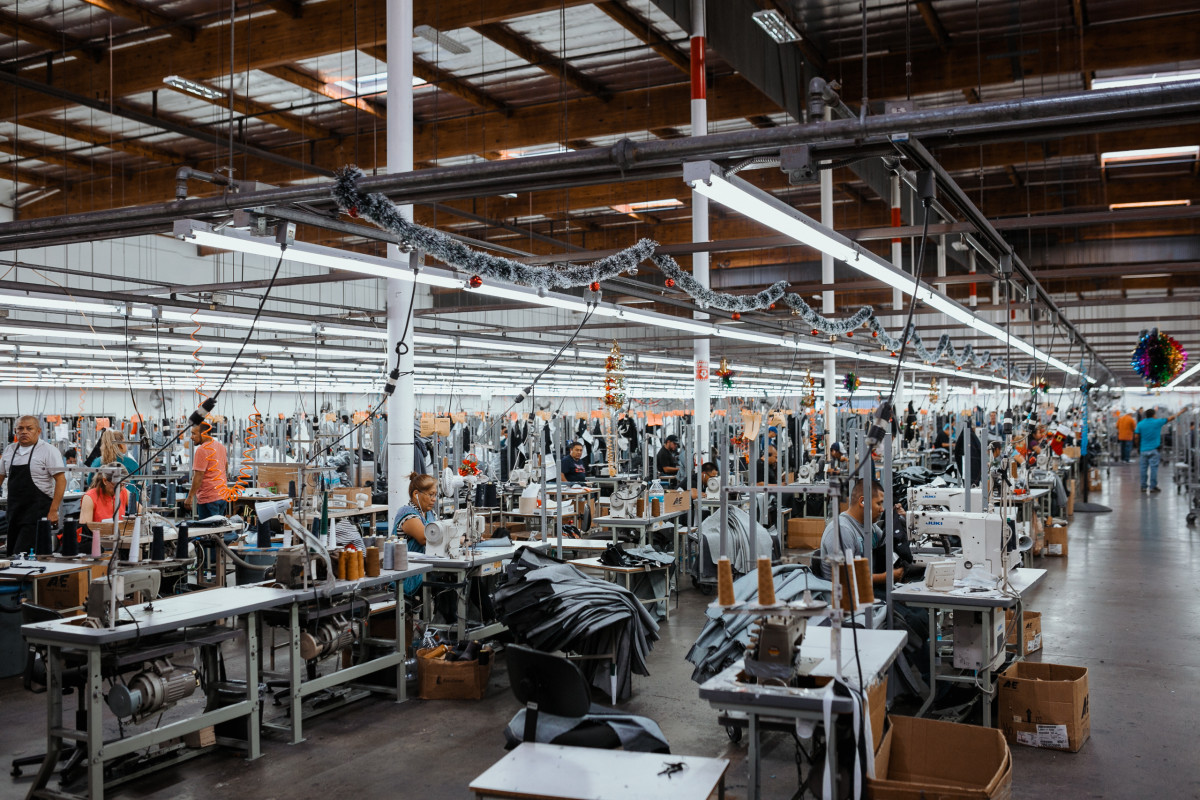 大型服裝生產(chǎn)車間裝修設(shè)計-第2張圖片-上海古都建筑設(shè)計集團(tuán) 大型服裝生產(chǎn)車間裝修設(shè)計-第2張圖片-上海古都建筑設(shè)計集團(tuán)