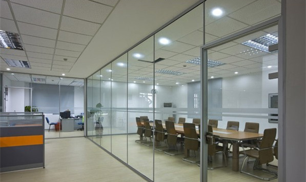 浦東新區(qū)時尚簡約辦公室裝修設(shè)計-第1張圖片-上海古都建筑設(shè)計集團(tuán)